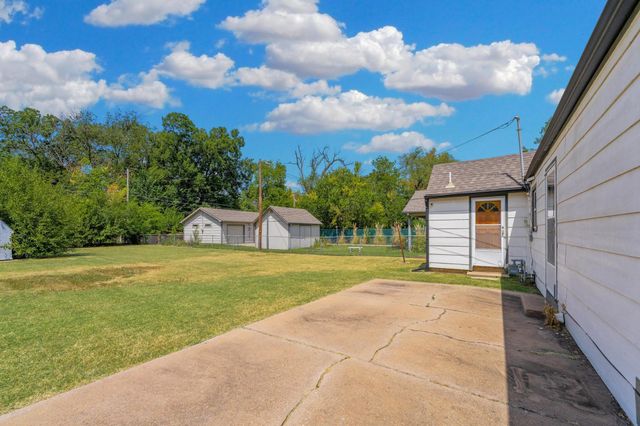 2501 N Piatt Ave, Wichita, KS 67219