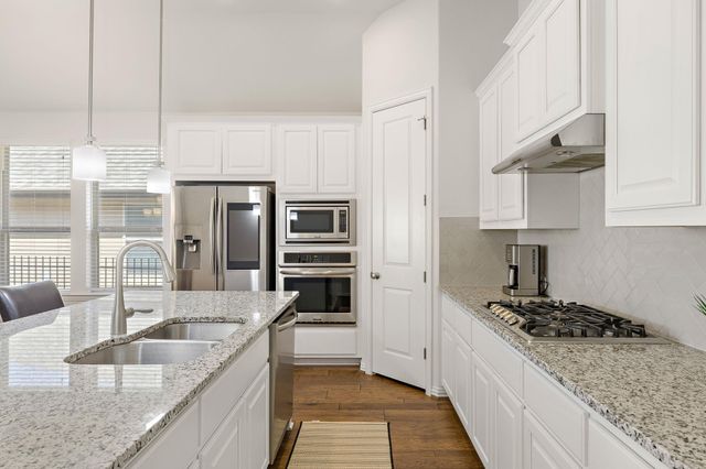 4201 Vespa CV, Leander, TX 78641