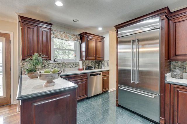 6911 Franks Road, Chattanooga, TN 37421