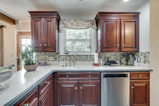 6911 Franks Road, Chattanooga, TN 37421