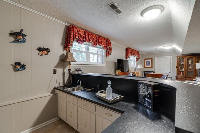 6911 Franks Road, Chattanooga, TN 37421