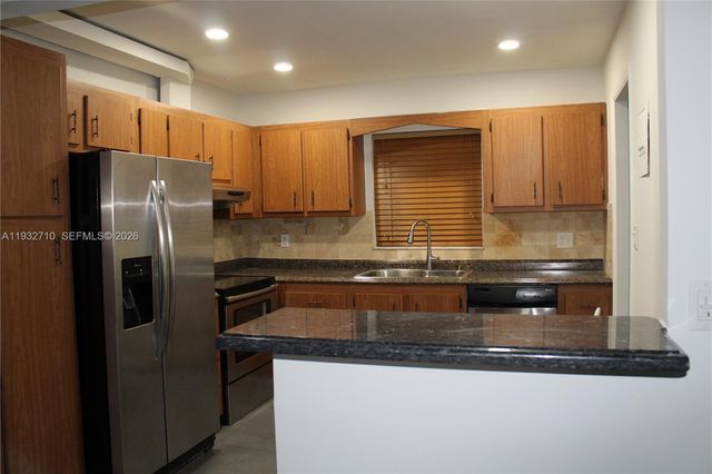 5140 SW 40th Avenue 3C, Dania Beach, FL 33314