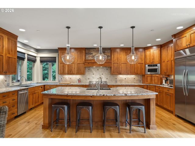 3636 SUMMIT POINTE Ct, Forest Grove, OR 97116