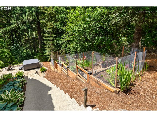 3636 SUMMIT POINTE Ct, Forest Grove, OR 97116
