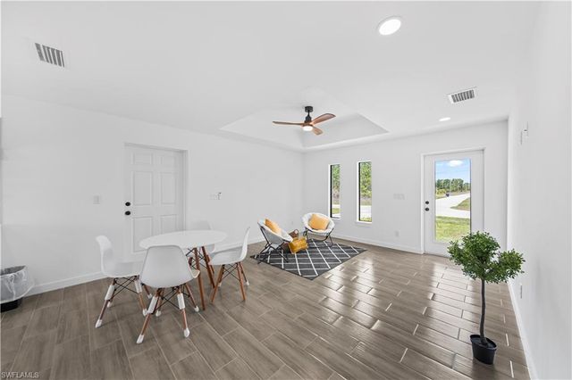 908 Capetown AVE, Lehigh Acres, FL 33974