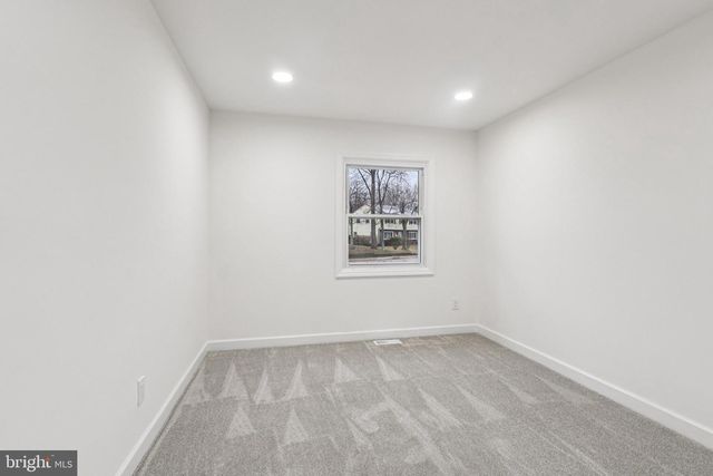 172 TIFFANY LN, Willingboro, NJ 08046