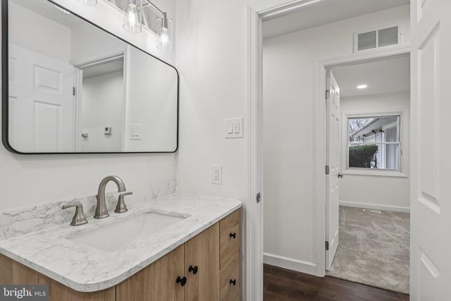 172 TIFFANY LN, Willingboro, NJ 08046