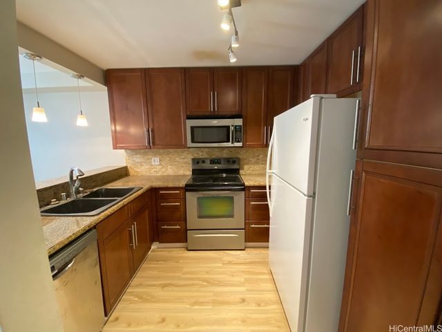 92-1527 Aliinui Drive 14B, Kapolei, HI 96707