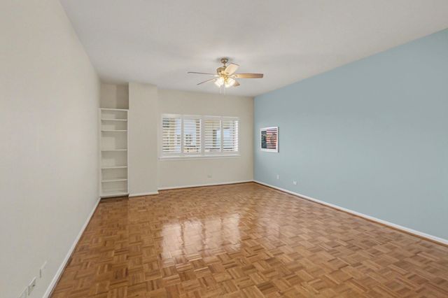 2929 Buffalo Speedway A303, Houston, TX 77098