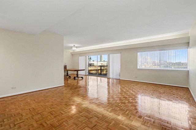 2929 Buffalo Speedway A303, Houston, TX 77098