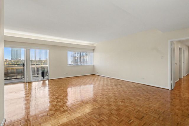 2929 Buffalo Speedway A303, Houston, TX 77098