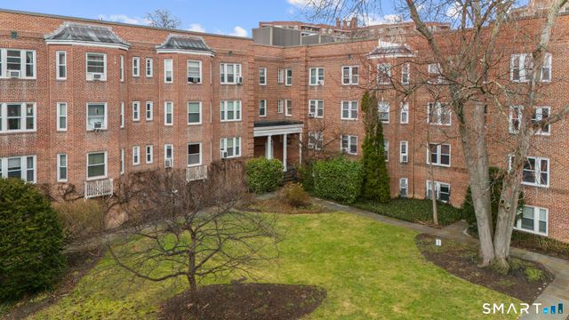 70 Strawberry Hill Avenue APT 2-2E, Stamford, CT 06902