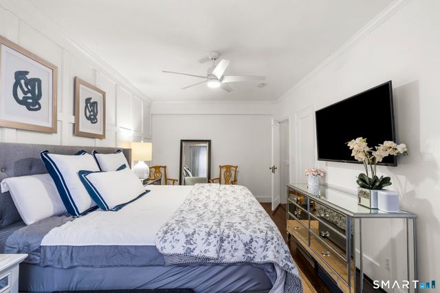 70 Strawberry Hill Avenue APT 2-2E, Stamford, CT 06902