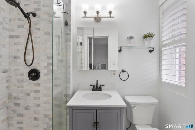 70 Strawberry Hill Avenue APT 2-2E, Stamford, CT 06902