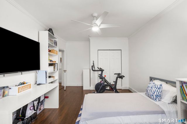 70 Strawberry Hill Avenue APT 2-2E, Stamford, CT 06902