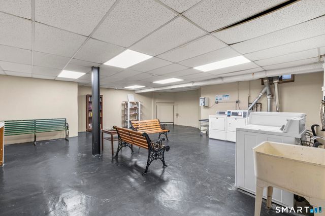 70 Strawberry Hill Avenue APT 2-2E, Stamford, CT 06902