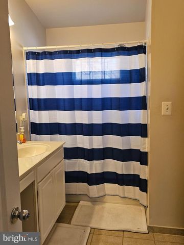 10 LOOKOUT DR, Indian Head, MD 20640