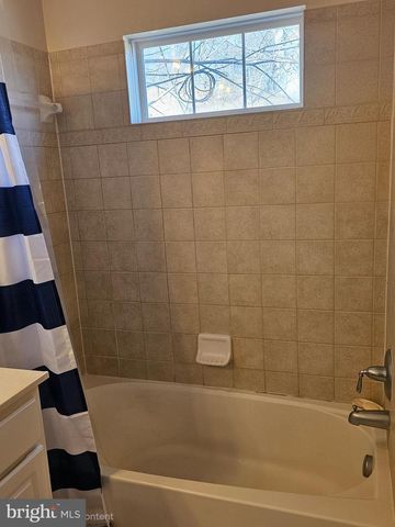 10 LOOKOUT DR, Indian Head, MD 20640