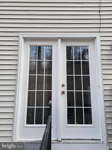 10 LOOKOUT DR, Indian Head, MD 20640