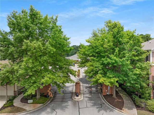 3084 Turman Circle, Decatur, GA 30033