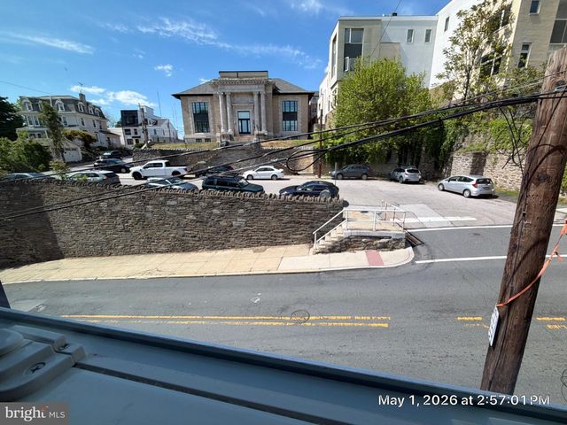 303 GREEN LN, Philadelphia, PA 19128