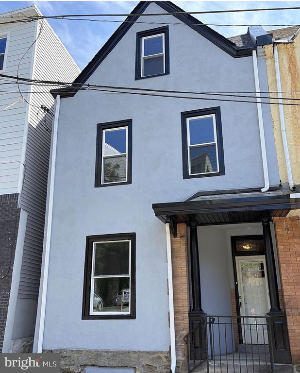 303 GREEN LN, Philadelphia, PA 19128