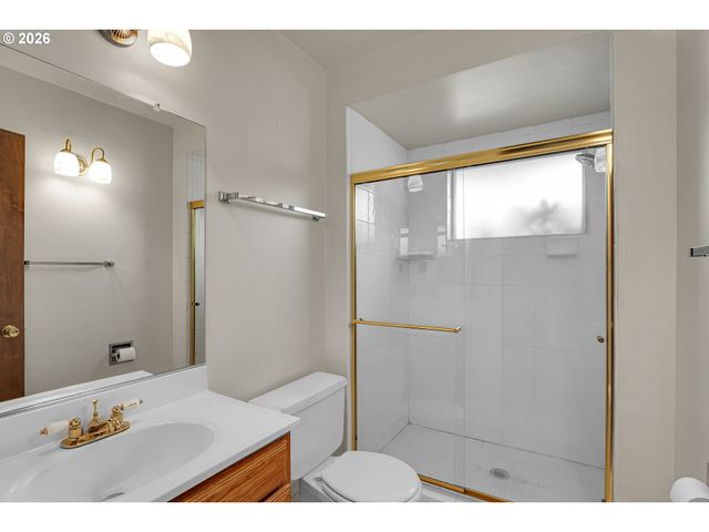 19555 Nw MELROSE Dr, Portland, OR 97229