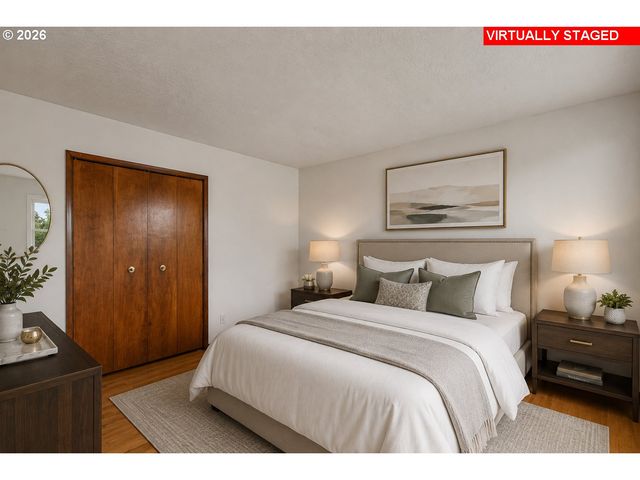 19555 Nw MELROSE Dr, Portland, OR 97229