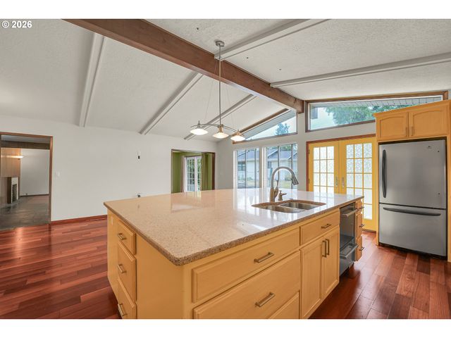 19555 Nw MELROSE Dr, Portland, OR 97229