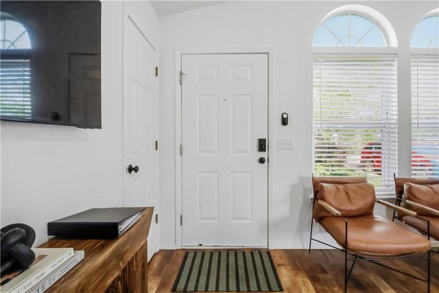 206 NW J Street, Bentonville, AR 72712