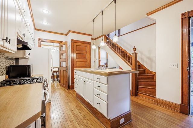 809 South Avenue, Rochester, NY 14620