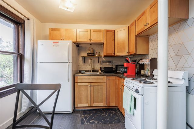 809 South Avenue, Rochester, NY 14620