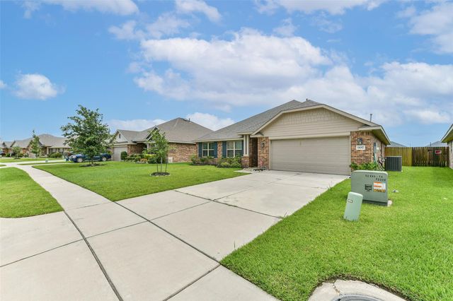 11017 Webber Lane, Texas City, TX 77591