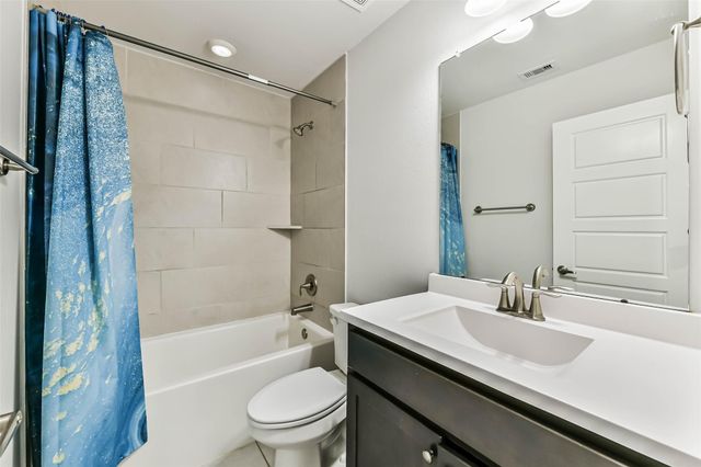 11017 Webber Lane, Texas City, TX 77591