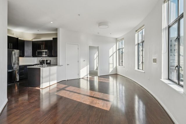 3801 3801 San Pablo Ave 303, Emeryville, CA 94608