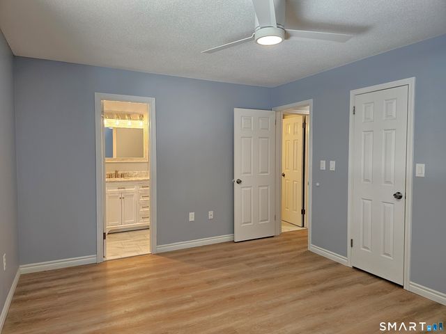 9 Putnam Lane 9, Avon, CT 06001