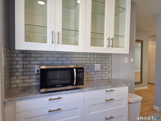 9 Putnam Lane 9, Avon, CT 06001