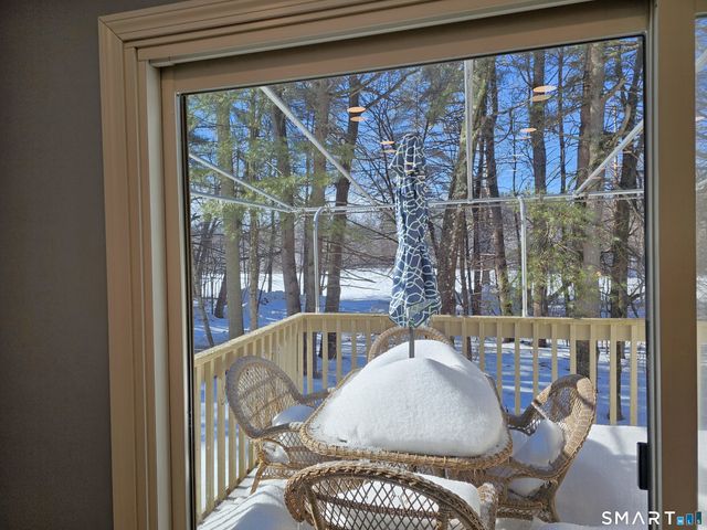 9 Putnam Lane 9, Avon, CT 06001