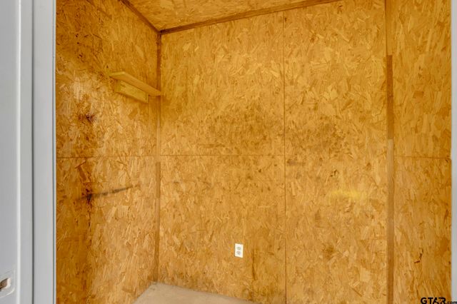 12693 FM 2710, Lindale, TX 75771