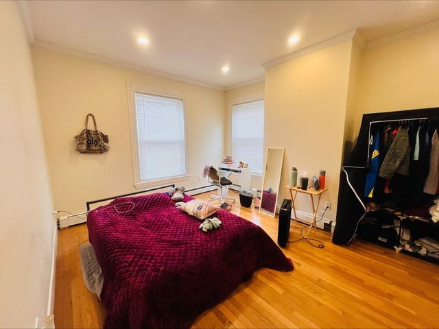 181 Erie Street 6, Cambridge, MA 02139