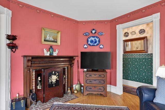 70 Main St, Northborough, MA 01532