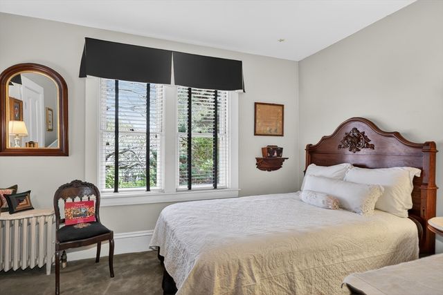 70 Main St, Northborough, MA 01532