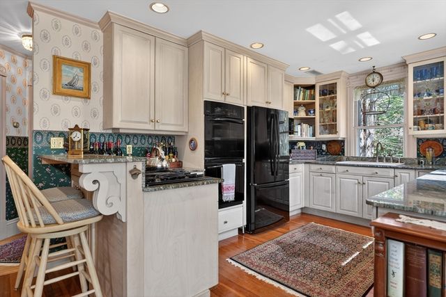 70 Main St, Northborough, MA 01532