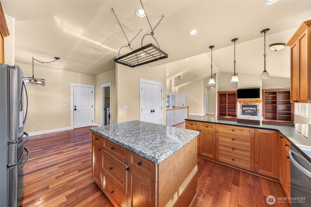 1235 Geneva Hills Road, Bellingham, WA 98229