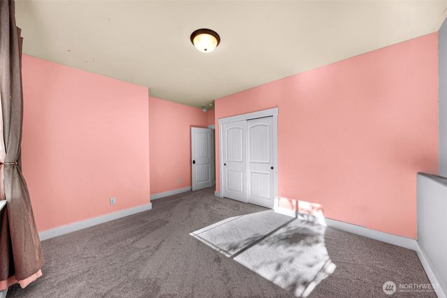 1235 Geneva Hills Road, Bellingham, WA 98229