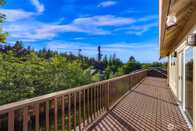 1235 Geneva Hills Road, Bellingham, WA 98229