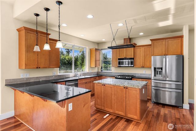 1235 Geneva Hills Road, Bellingham, WA 98229