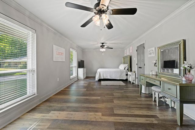 1448 Lansdowne Dr, Denham Springs, LA 70726