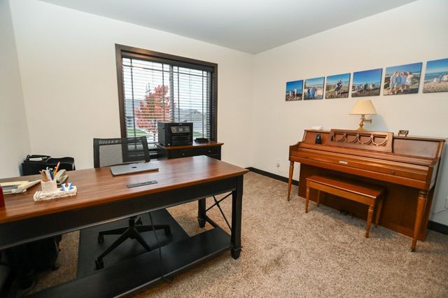 3720 Bluebird Drive SW, Cedar Rapids, IA 52404