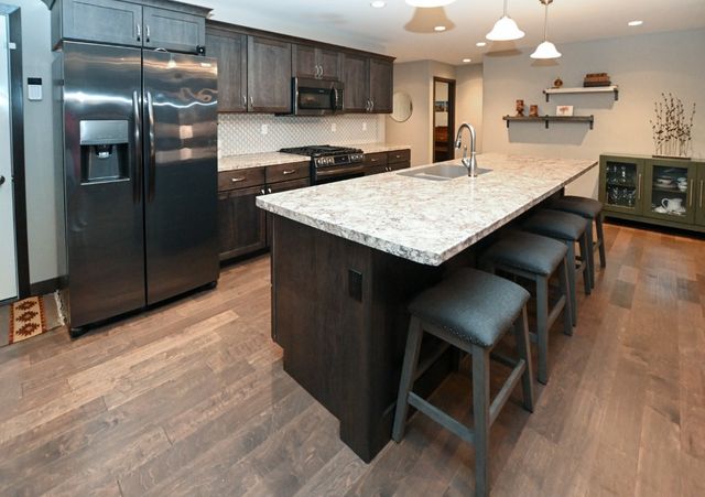 3720 Bluebird Drive SW, Cedar Rapids, IA 52404